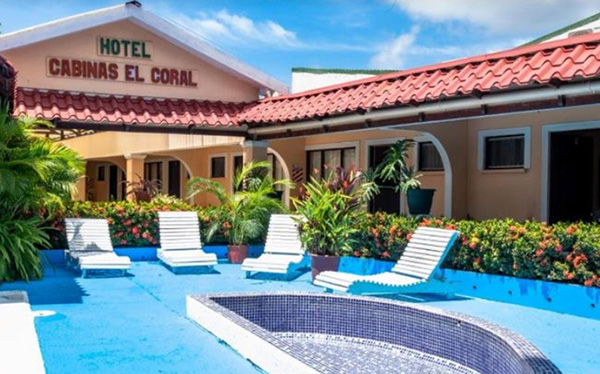 Hotel y Cabinas El Coral costarica