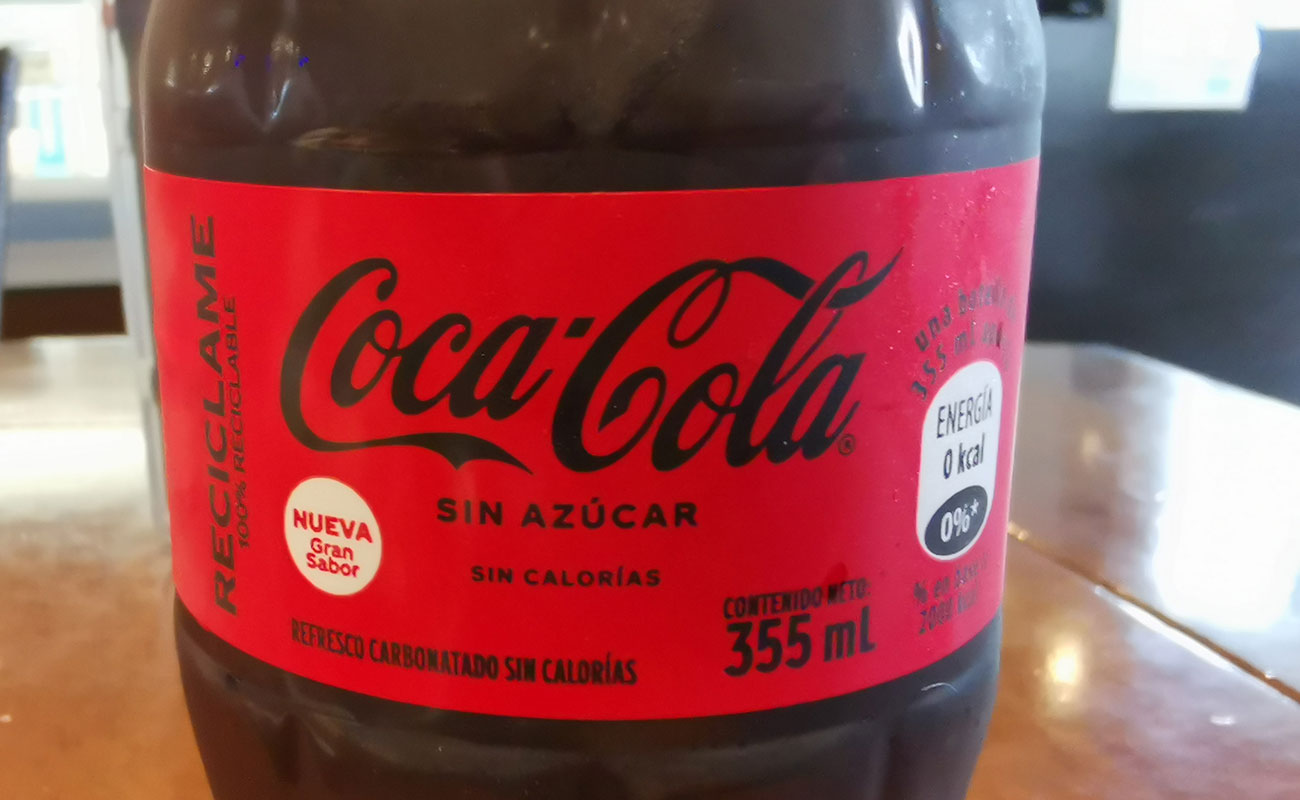 Bebida Coca Cola sin Azucar 355ml / Restaurante Giacomin