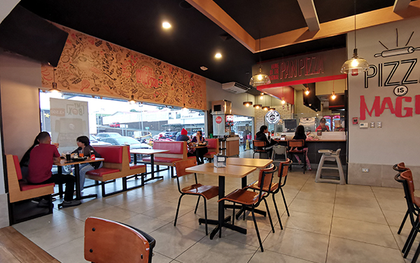 Instalaciones : Restaurante Pizza Hut