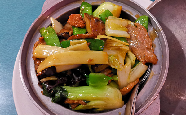 Lomito con Verduras Chinas - Restaurante Florde Loto