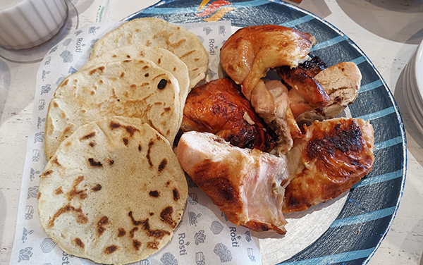 Pollo Asado : Restaurante Rostipollos